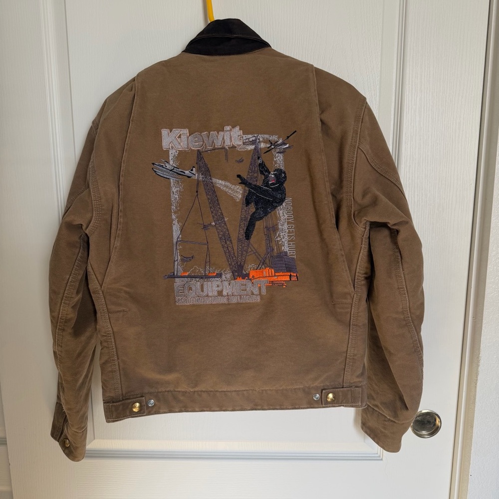VINTAGE NWT Carhartt Brown Duck Detroit Jacket Embroidered Back SzS Men - Picture 4 of 4